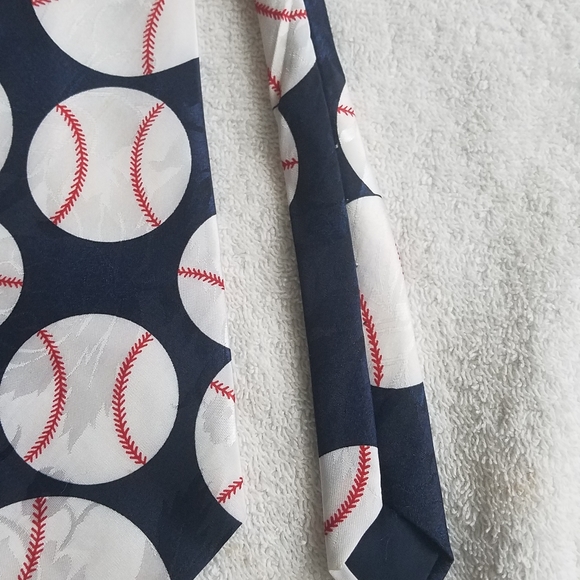 Dino Romaro Hand Made Baseball Themed Necktie / Suit Tie - Picture 6 of 11